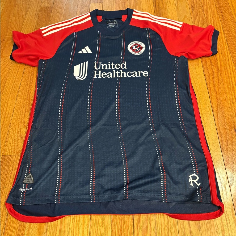 Adidas New England Revolution Soccer Jersey Men’s XL Brand new $150 Retail